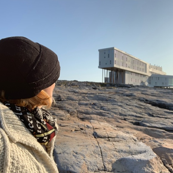 Meet your Posher, Ana - Picture 1 of 1